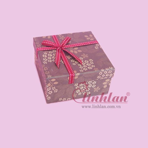 Square box 008 image 01