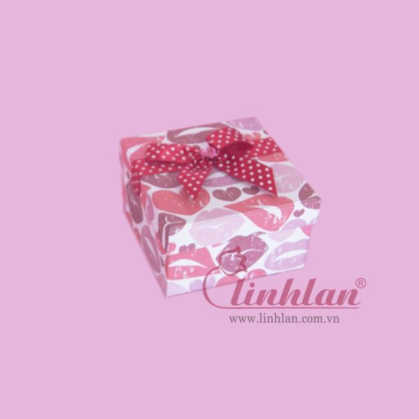 Square box 004 image 01