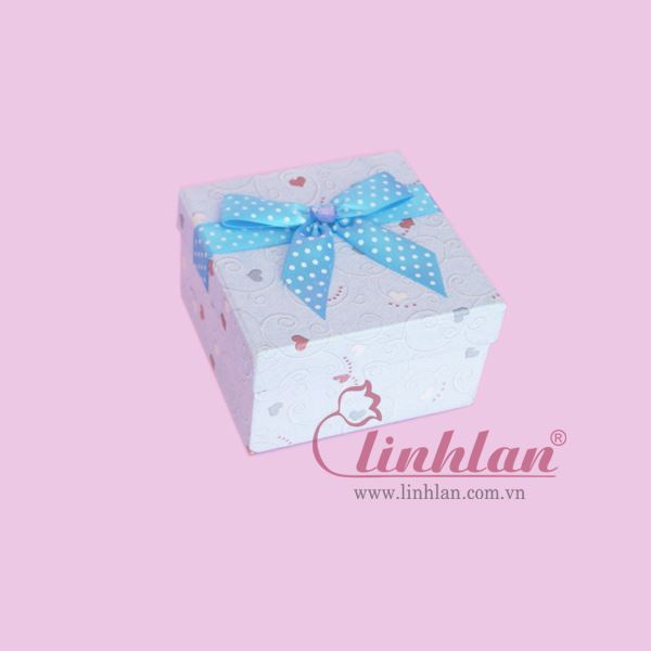 Square box 003 image 01